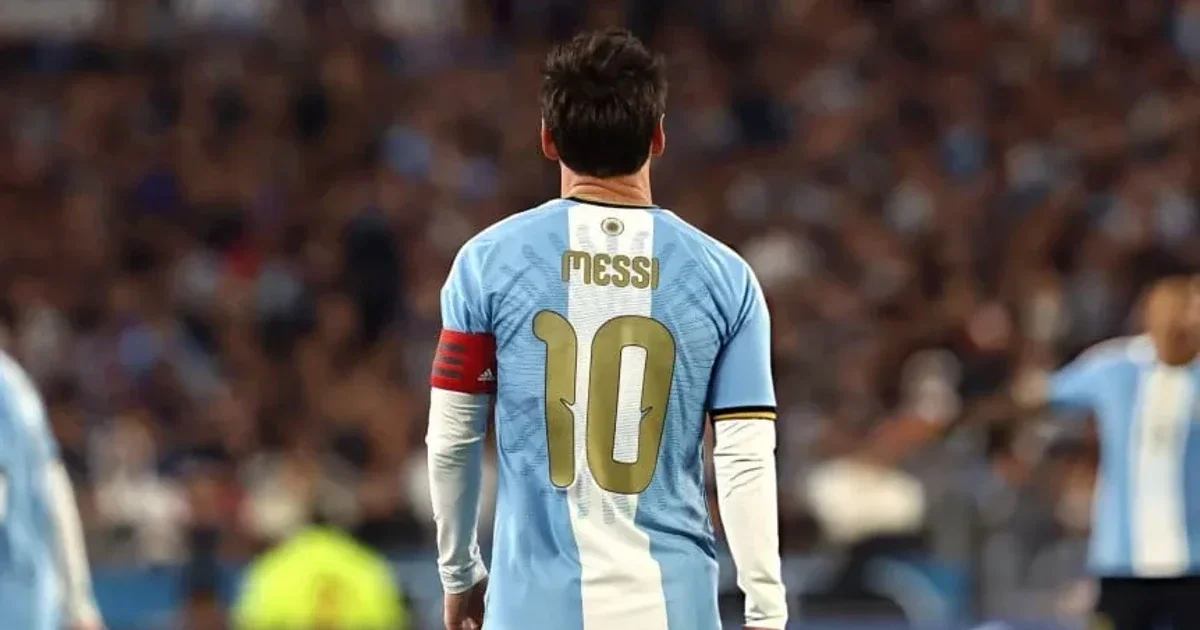 MESSI ĐƯỢC CHO LÀ MUỐN CHƠI BÓNG ĐẾN NĂM 2030: SIÊU SAO ARGENTINA CHƯA NGHĨ ĐẾN NGÀY GIẢI NGHỆ?